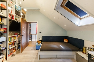 Locuiește lângă pădure, dar cu toate facilitățile la îndemână - imagine 19