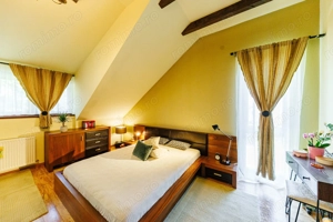 Locuiește lângă pădure, dar cu toate facilitățile la îndemână - imagine 17