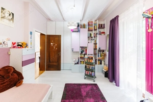 Locuiește lângă pădure, dar cu toate facilitățile la îndemână - imagine 20