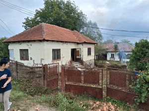 Vând teren satul Purcăreni, comuna Micești, județul Argeș. - imagine 2