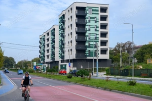 De Vanzare FINALIZAT! Ap. 3 camere Bd Mamaia 294B colt cu Unirii (la intrare in statiunea Mamaia)