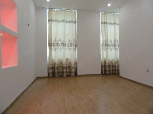 Apartament 3 camere etaj 1 zona centrala, aproape de Teatru, 149 mp, renovat complet - imagine 8
