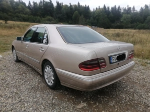 Mercedes - E 220 - imagine 4 Mercedes - E 220 - imagine 4