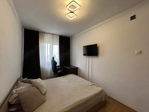 Apartament 4 camere, decomandat, 80mp utili, 2 bai - zona Dambovita  - imagine 3