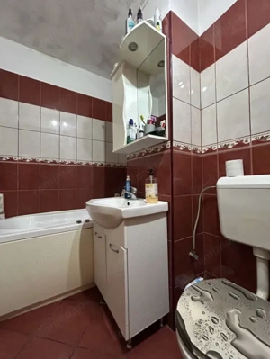 Apartament 4 camere, decomandat, 80mp utili, 2 bai - zona Dambovita  - imagine 8