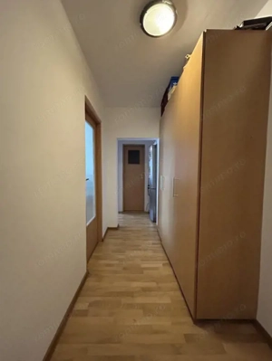 Apartament 4 camere, decomandat, 80mp utili, 2 bai - zona Dambovita  - imagine 13
