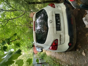 Vând Nissan Qashqai+2 - imagine 2