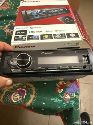 Radio auto Pioneer MVH-S310BT   stare foarte bună, folosit puțin