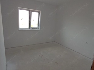 Sanandrei, Duplex pe Etaj, Drum Asflatat, Bucatarie Separata - imagine 5