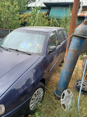 Vand voswagen  polo,1000cc, benzina,preț 550 euro,tel.0734235820 - imagine 2