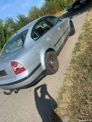 dezmembrez Volkswagen Passat b5.5 1.9d  - imagine 4