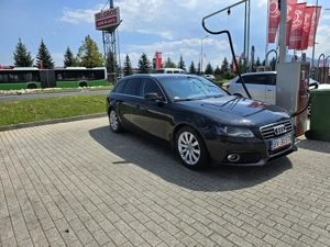 Audi A4 B8 Avant 2.7 tdi 190 cp 2010 negru - imagine 4