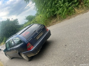 dezmembrez Mercedes c class 2.0i compresor  - imagine 5