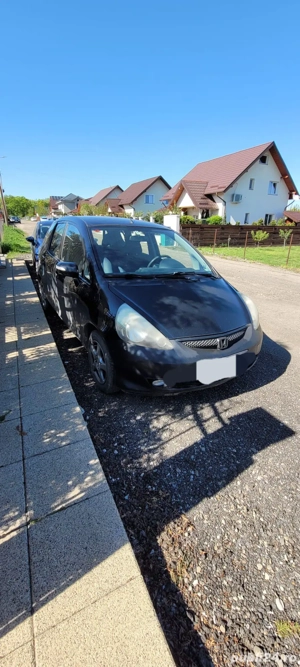 Vând Honda Jazz