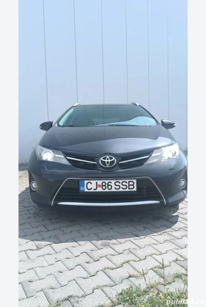 Vand Toyota Auris break 2013 - imagine 5