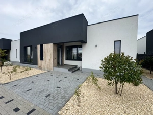 Casa perfectă: individuală, 4 camere, curte, finisaje premium,DOMNESTI