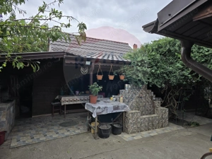 Casă / Vilă cu 5 camere de vânzare - imagine 4