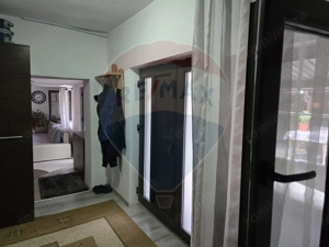 Casă / Vilă cu 5 camere de vânzare - imagine 9