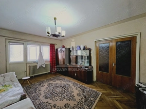 Apartament cu 3 camere decomandate, Cetate