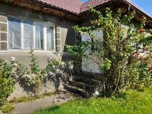 Casa 4 cam, teren 2000mp