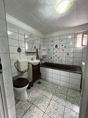 Propietar vand casa  spatioasa - imagine 5