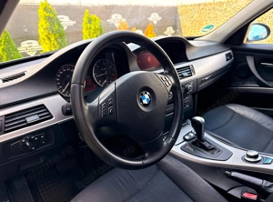 BMW Seria 3 320d DPF Touring Aut. - imagine 4