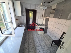 Casa in Poiana Campina--1800 lei - imagine 18