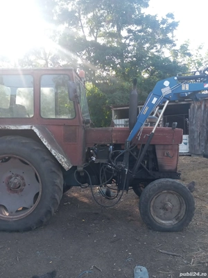 Vând Tractor UTB-U650 cu Încărcător Frontal + Plug