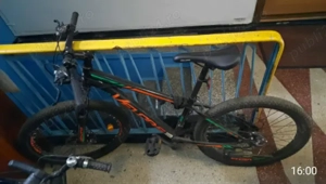 Bicicleta baieti noua