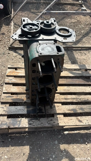 bloc motor U650 si mai multe piese  - imagine 3