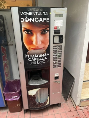 Aparat vending cafea si bauturi