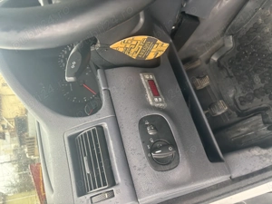 Vând Ford Transit Connect Frigorific ( Congelare refrigerare) - imagine 8