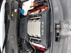 Audi A6 2,4 Quatro - imagine 5
