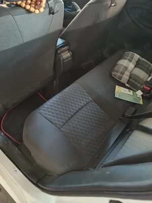 Auto Toyota YARIS 1,5 Hybrid, 2023 - imagine 3