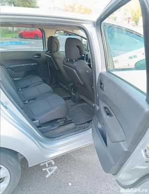 Peugeot 5008 benzina și gpl  - imagine 5 Peugeot 5008 benzina și gpl  - imagine 5