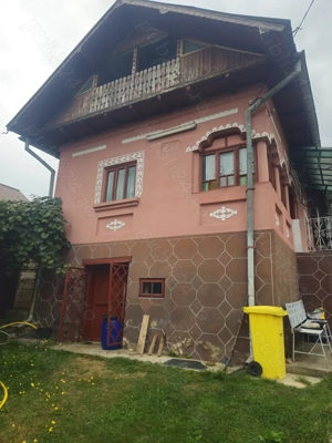 Gospodărie de vânzare în comuna Davidești, sat Voroveni.