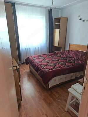 Vând apartament semidecomandat Bârlad - imagine 3 Vând apartament semidecomandat Bârlad - imagine 3