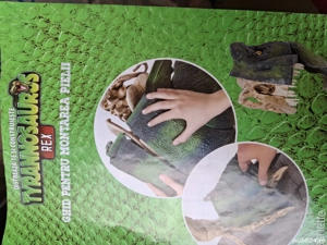Dinozaur cu piese pentru schelet și  piele - imagine 3