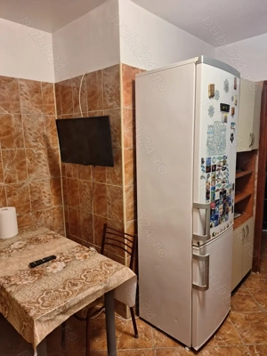 Inchiriere apartament 3 camere metrou 1 Decembrie, centrala proprie - imagine 9