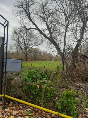 Vand teren intravilan