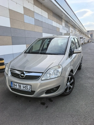 Opel Zafira - inmatriculat 2011, 1.6 benzina, 7 locuri, carlig