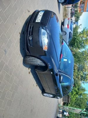 Vând Audi A4 B7 2.0 TDI 140 de cai cu dpf activ 2007  - imagine 2