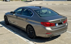 BMW Seria 5 xDrive Luxury - imagine 3