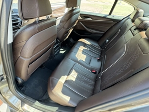 BMW Seria 5 xDrive Luxury - imagine 7
