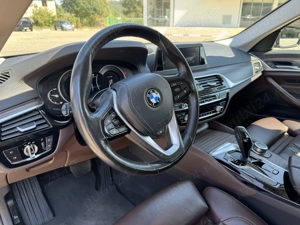 BMW Seria 5 xDrive Luxury - imagine 5