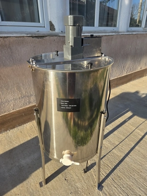 Vand centrifuga  apicola electrica