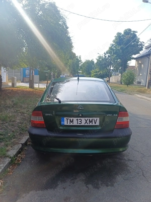 Vand Opel Vectra 1996, functional, stare buna, benzina 1,6, pret: 500 euro, actele la zi, Timisoara. - imagine 4