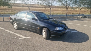 Toyota Avensis 2002,110 CP