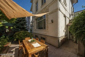 Maltopol - Titulescu, Vila d+p+1+m, 236 mp total, curte libera 217 mp - imagine 3