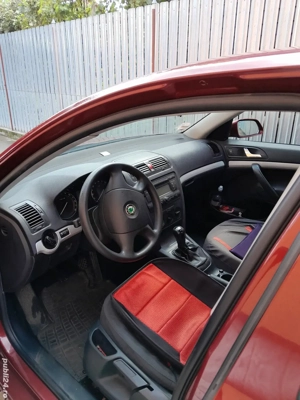 vand skoda octavia 2, model 2007, motorizare diesel 1.9 tdi, transmisie manuală, 5 viteze, aer condi - imagine 5 vand skoda octavia 2, model 2007, motorizare diesel 1.9 tdi, transmisie manuală, 5 viteze, aer condi - imagine 5